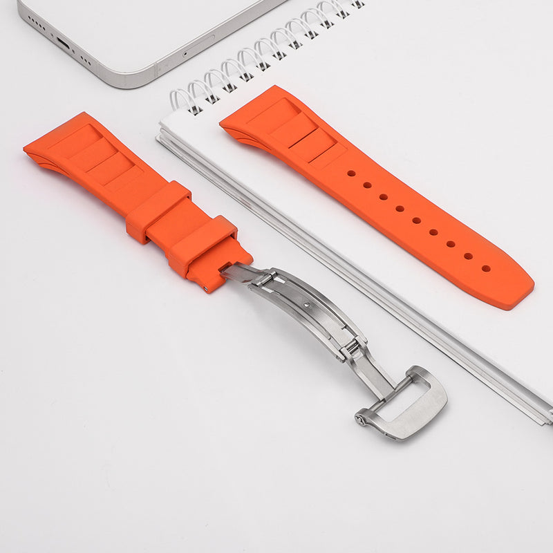 SM79: The Sporty Rubber Strap for Apple Watch